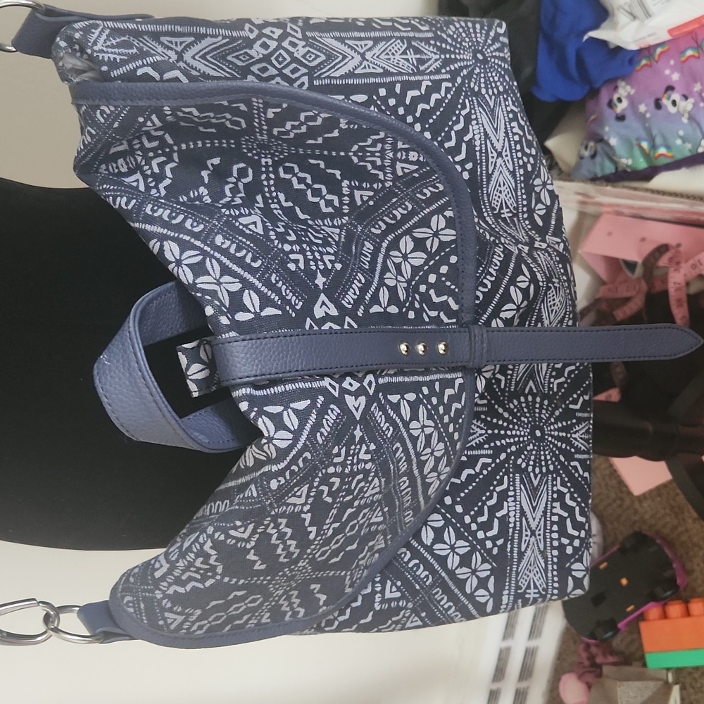 EUC DSW MESSENGER BAG